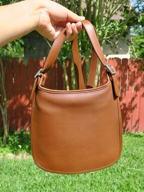 ✨ Vintage COACH 9135 Hippie Flap Saddle Bag ✨